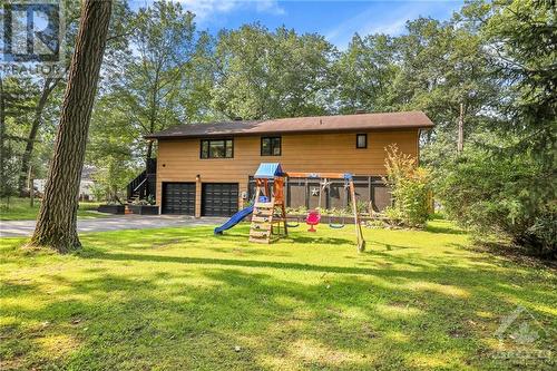 1034 Bayview Drive, Ottawa, ON - Outdoor