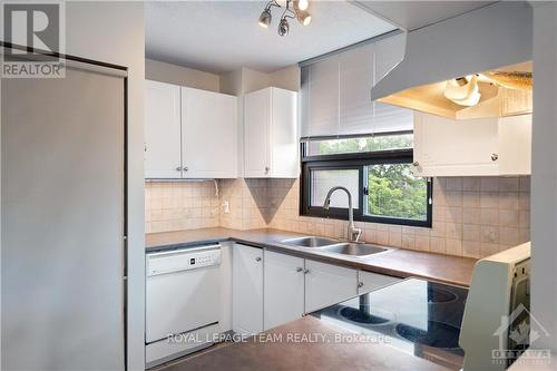 404 - 40 Arthur Street, Ottawa, ON - Indoor Photo Showing Kitchen With Double Sink