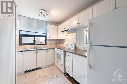 404 - 40 Arthur Street, Ottawa, ON - Indoor Photo Showing Kitchen With Double Sink