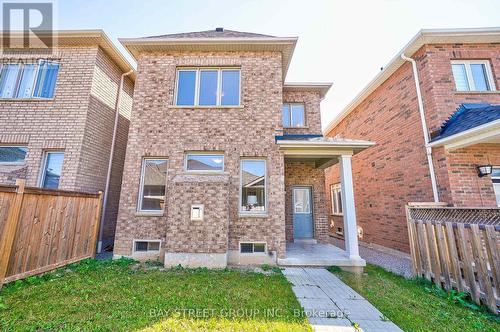 214 Paradelle Drive, Richmond Hill, ON 