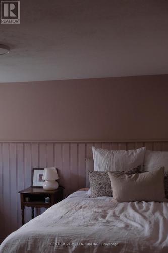 85 Ninth Street, Collingwood, ON - Indoor Photo Showing Bedroom