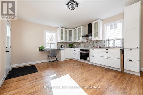 89 Douglas Street, Orillia, ON - Indoor Photo Showing Kitchen