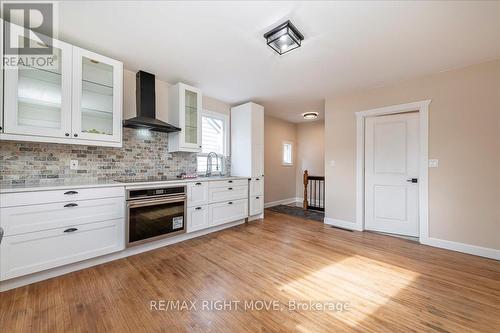 89 Douglas Street, Orillia, ON - Indoor Photo Showing Kitchen