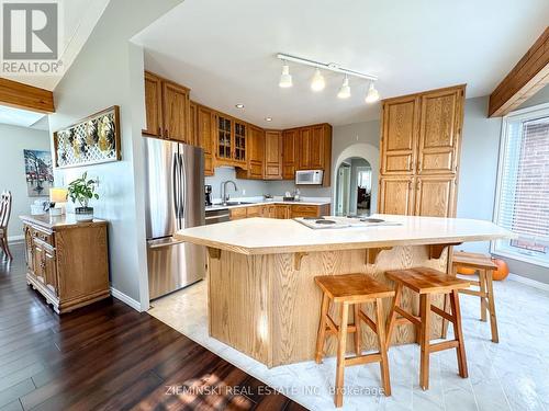 502 Nosov Drive, Iroquois Falls, ON - Indoor Photo Showing Kitchen