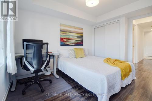 32 - 2508 Post Road, Oakville, ON - Indoor Photo Showing Bedroom