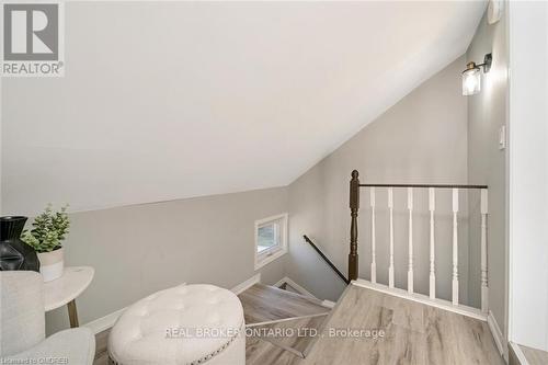 262 Pine Street, Milton, ON - Indoor