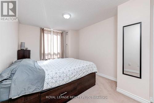 715 - 385 Prince Of Wales Drive, Mississauga, ON - Indoor Photo Showing Bedroom