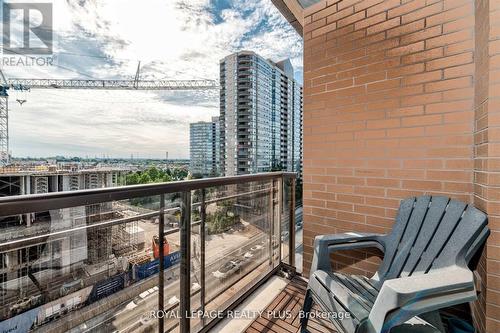 715 - 385 Prince Of Wales Drive, Mississauga, ON - Outdoor With Exterior