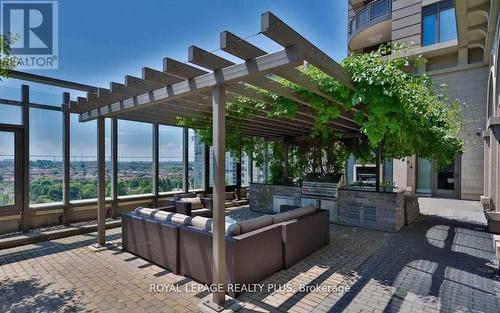 715 - 385 Prince Of Wales Drive, Mississauga, ON - Outdoor With Exterior