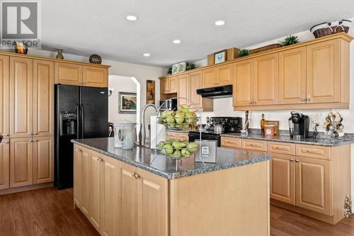 1270 Vista Heights Drive, Ashcroft, BC - Indoor Photo Showing Kitchen