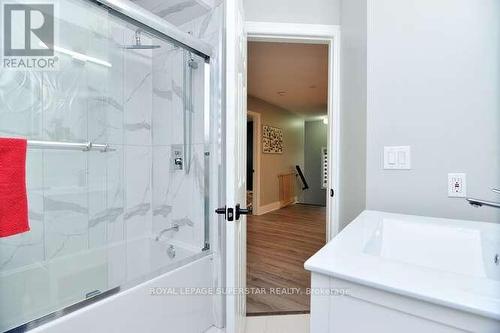 Upper - 12 El Camino Way, Brampton, ON - Indoor Photo Showing Bathroom