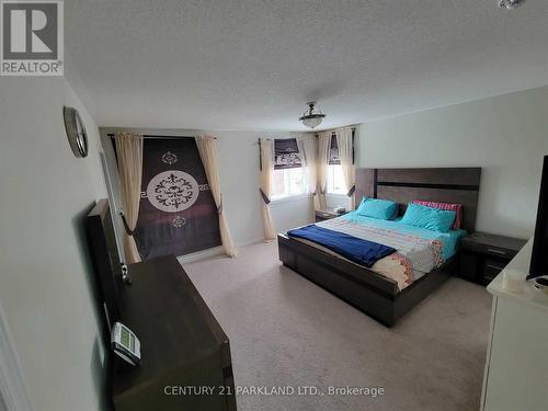 90 Tundra Road, Caledon, ON - Indoor Photo Showing Bedroom