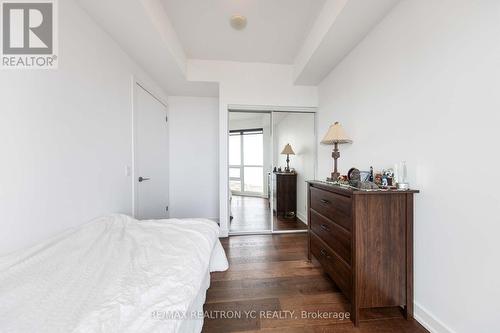 3203 - 2212 Lake Shore Boulevard W, Toronto, ON - Indoor Photo Showing Bedroom