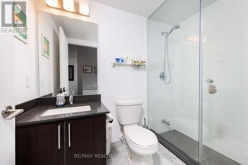 3203 - 2212 Lake Shore Boulevard W, Toronto, ON - Indoor Photo Showing Bathroom