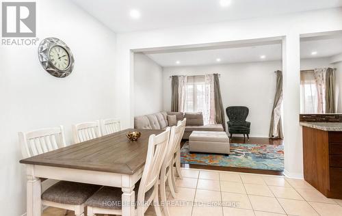 590 Lott Crescent N, Milton, ON - Indoor Photo Showing Dining Room