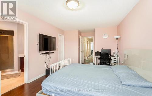 590 Lott Crescent N, Milton, ON - Indoor Photo Showing Bedroom