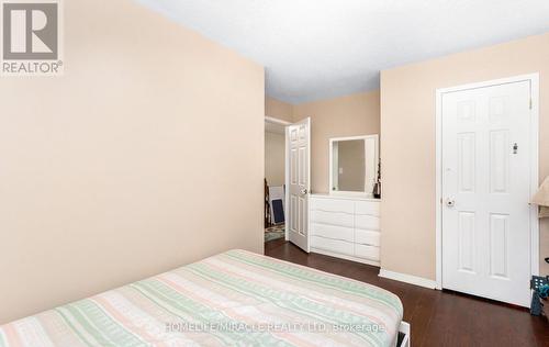 590 Lott Crescent N, Milton, ON - Indoor Photo Showing Bedroom