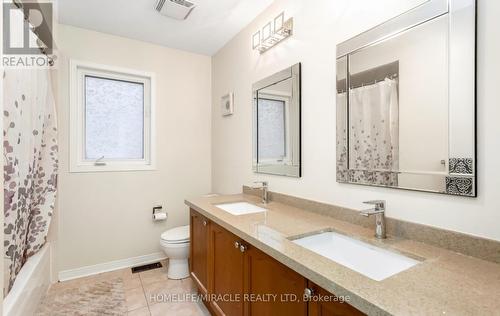 590 Lott Crescent N, Milton, ON - Indoor Photo Showing Bathroom