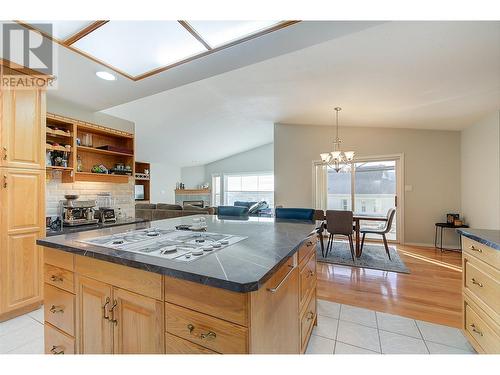 41 Kestrel Place, Vernon, BC - Indoor Photo Showing Kitchen