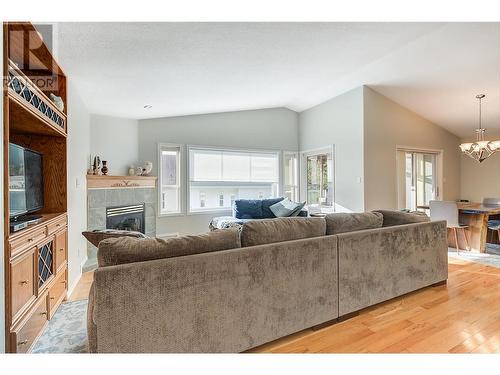 41 Kestrel Place, Vernon, BC - Indoor Photo Showing Living Room With Fireplace