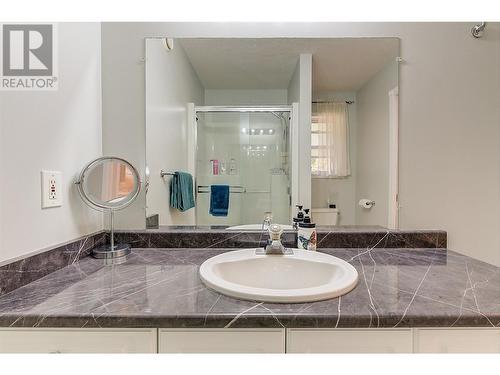 41 Kestrel Place, Vernon, BC - Indoor Photo Showing Bathroom