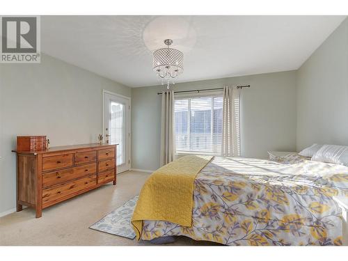 41 Kestrel Place, Vernon, BC - Indoor Photo Showing Bedroom