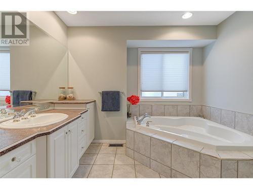 41 Kestrel Place, Vernon, BC - Indoor Photo Showing Bathroom