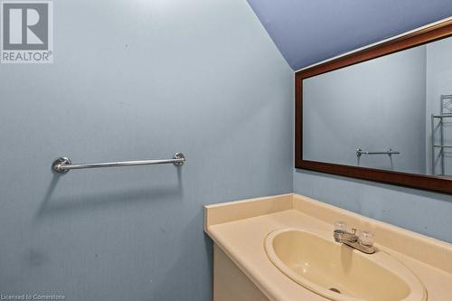 1255 Upper Gage Avenue Unit# 14, Hamilton, ON - Indoor Photo Showing Bathroom