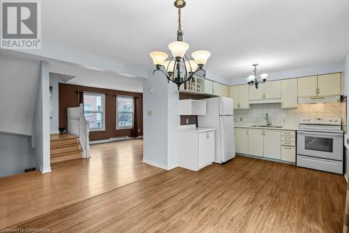 1255 Upper Gage Avenue Unit# 14, Hamilton, ON - Indoor Photo Showing Kitchen