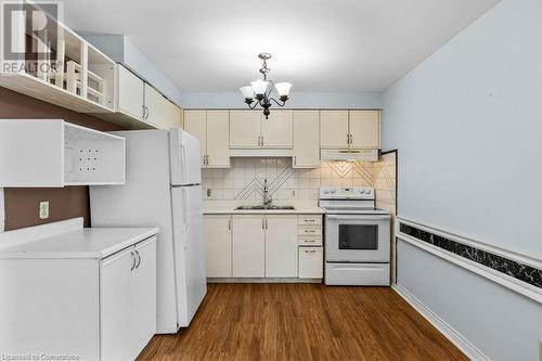 1255 Upper Gage Avenue Unit# 14, Hamilton, ON - Indoor Photo Showing Kitchen