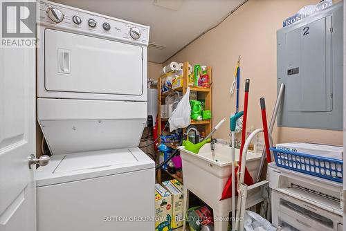 750 Albert Street, Oshawa, ON - Indoor Photo Showing Laundry Room