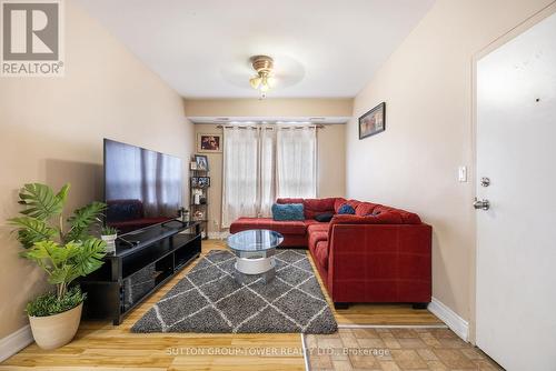 750 Albert Street, Oshawa, ON - Indoor