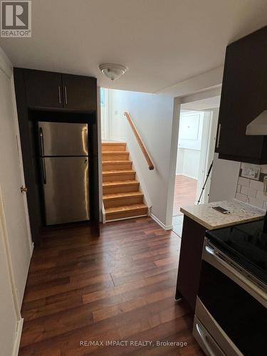 261 Kensington Crescent, Oshawa, ON - Indoor Photo Showing Kitchen