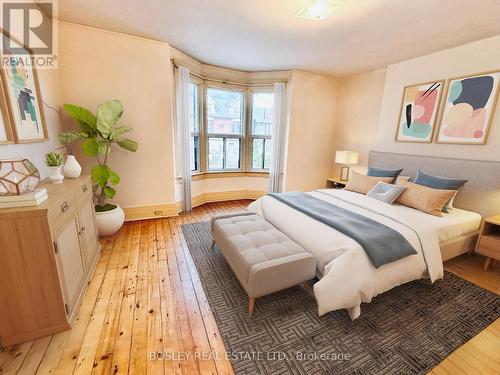 1261 Gerrard Street E, Toronto, ON - Indoor Photo Showing Bedroom