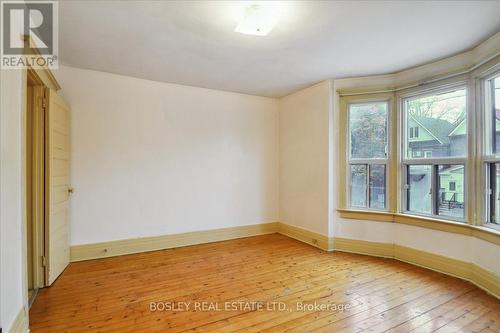 1261 Gerrard Street E, Toronto, ON - Indoor Photo Showing Other Room