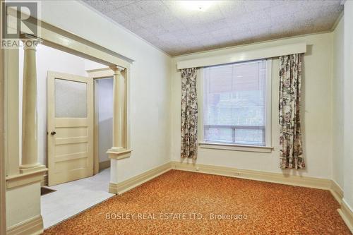 1261 Gerrard Street E, Toronto, ON - Indoor Photo Showing Other Room