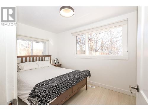 1544 94 Avenue, Dawson Creek, BC - Indoor Photo Showing Bedroom