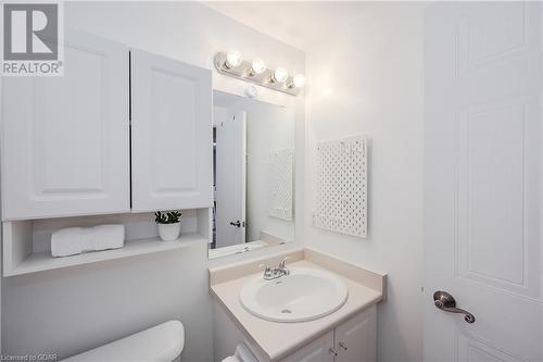 426 Grange Road Unit# 6, Guelph, ON - Indoor Photo Showing Bathroom