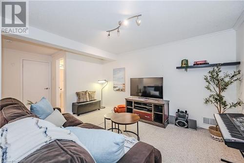 426 Grange Road Unit# 6, Guelph, ON - Indoor Photo Showing Living Room