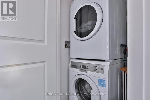 802 - 180 Enterprise Boulevard, Markham, ON - Indoor Photo Showing Laundry Room