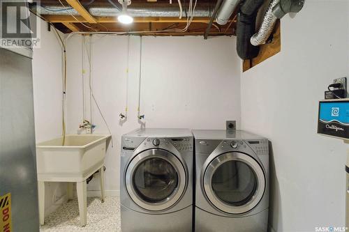 70 Duncan Crescent, Saskatoon, SK - Indoor Photo Showing Laundry Room