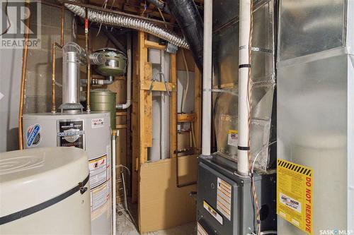 70 Duncan Crescent, Saskatoon, SK - Indoor Photo Showing Basement