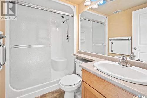 502 902 Spadina Crescent E, Saskatoon, SK - Indoor Photo Showing Bathroom