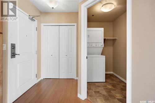 502 902 Spadina Crescent E, Saskatoon, SK - Indoor Photo Showing Laundry Room