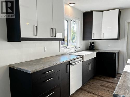 58 Dunfield Crescent, Meadow Lake, SK - Indoor Photo Showing Kitchen