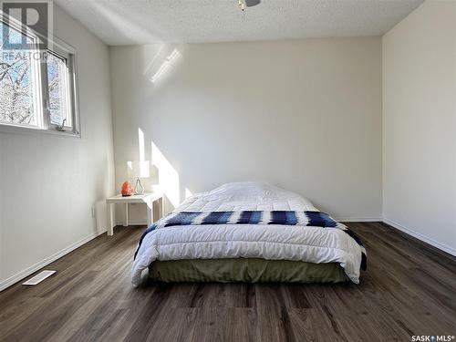 58 Dunfield Crescent, Meadow Lake, SK - Indoor Photo Showing Bedroom