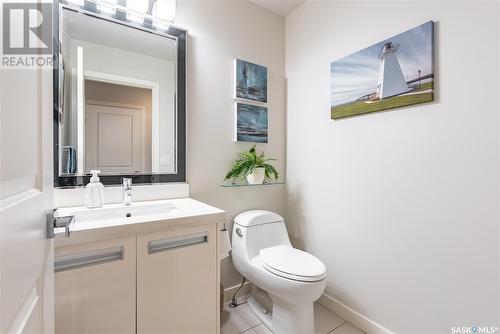 218 455 Rempel Lane, Saskatoon, SK - Indoor Photo Showing Bathroom