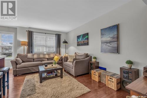 218 455 Rempel Lane, Saskatoon, SK - Indoor Photo Showing Living Room