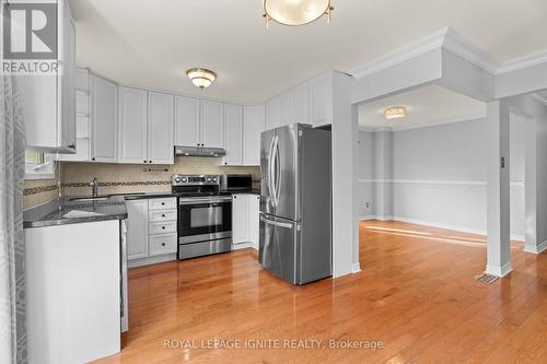 23 Shallice Court, Toronto, ON - Indoor Photo Showing Kitchen