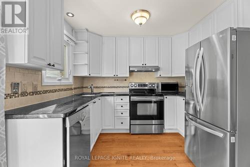 23 Shallice Court, Toronto, ON - Indoor Photo Showing Kitchen